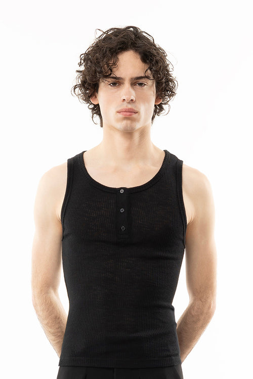 Buttoned tank top